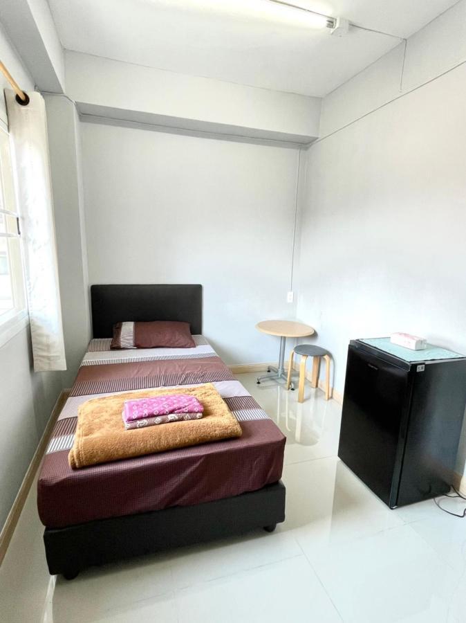 808 Bangkok Apartment Екстериор снимка