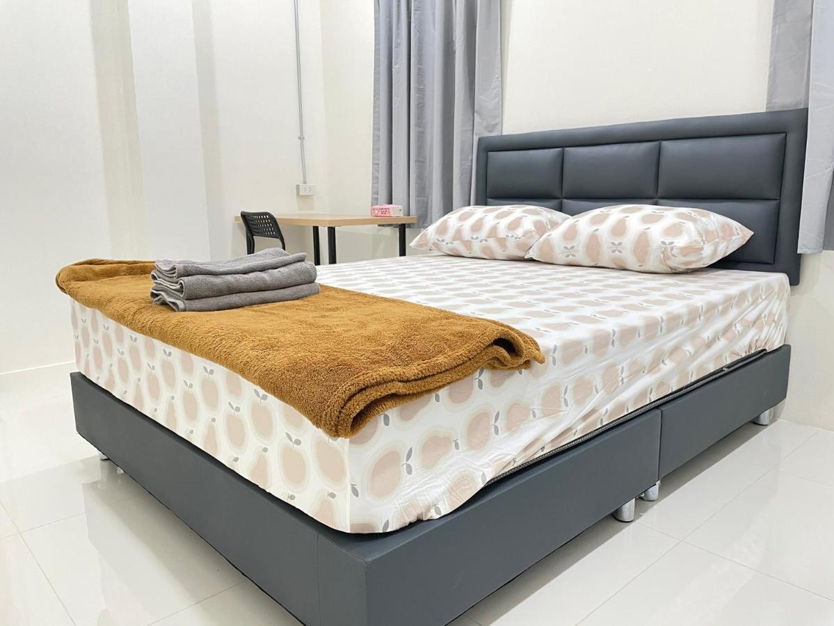 808 Bangkok Apartment Екстериор снимка