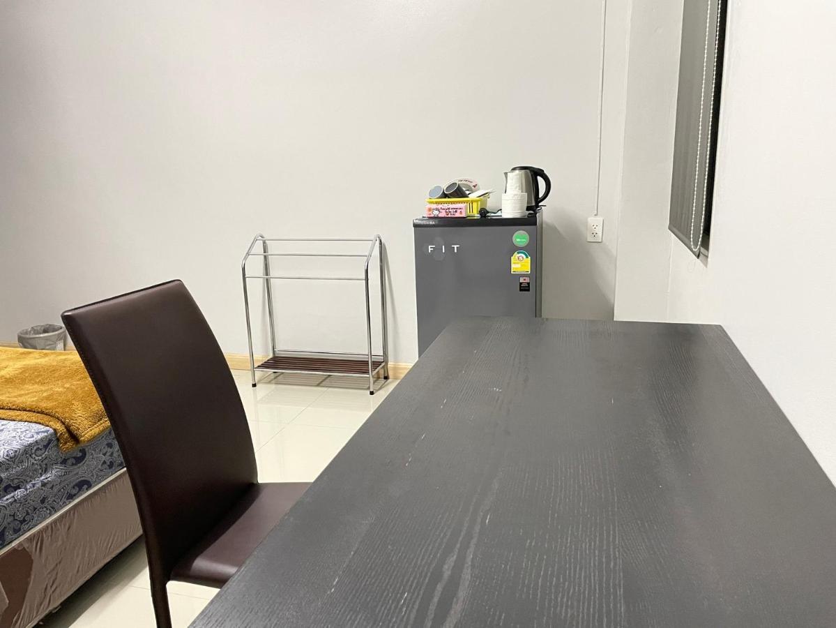 808 Bangkok Apartment Екстериор снимка