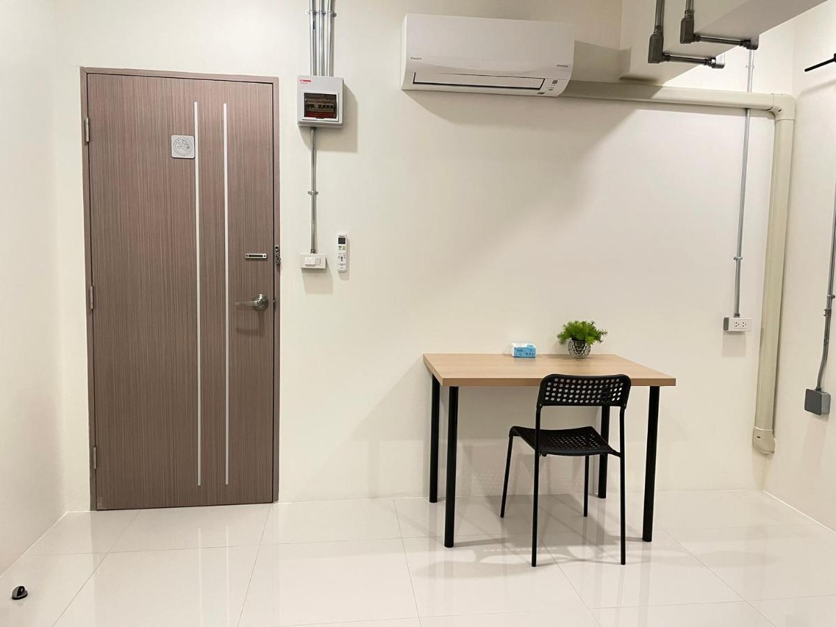 808 Bangkok Apartment Екстериор снимка
