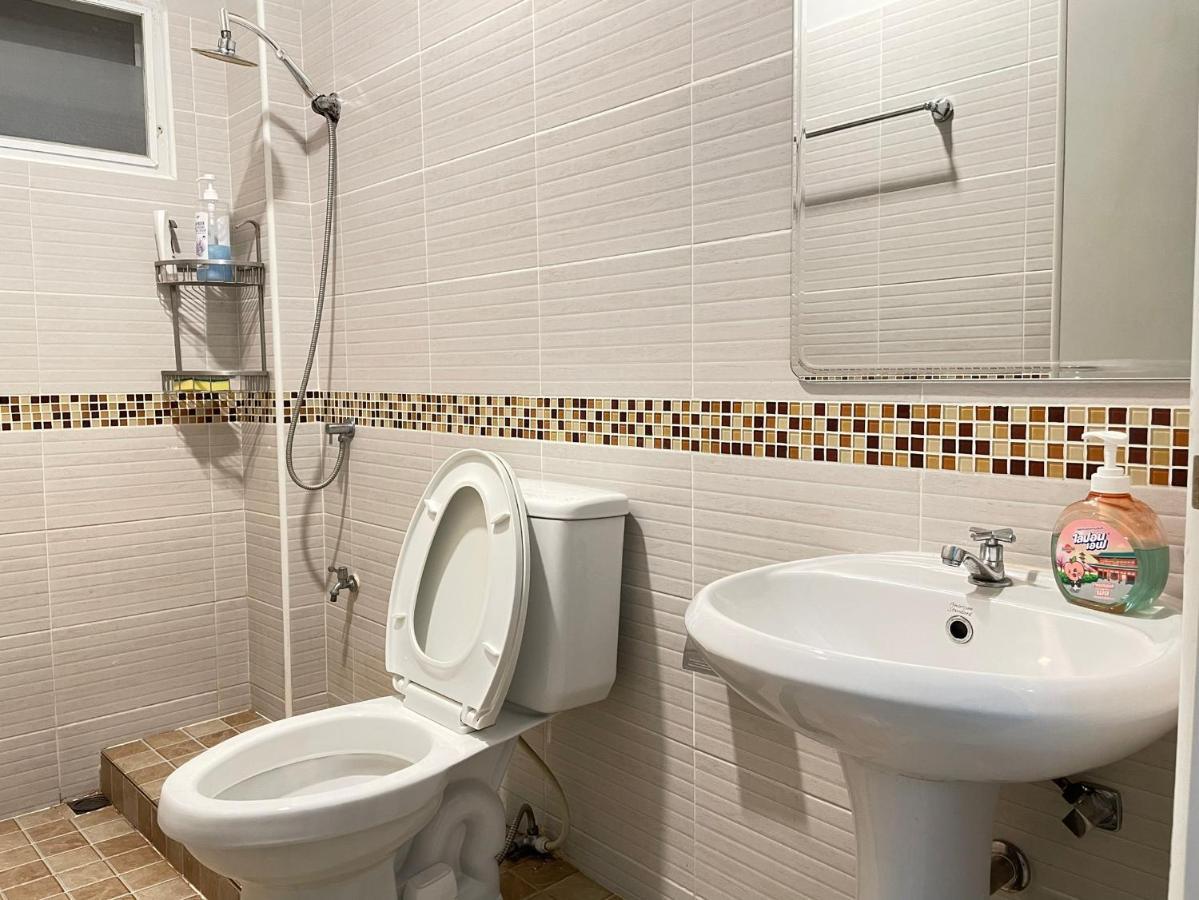 808 Bangkok Apartment Екстериор снимка