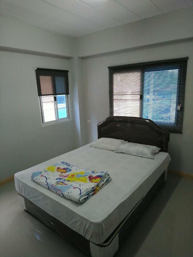 808 Bangkok Apartment Екстериор снимка