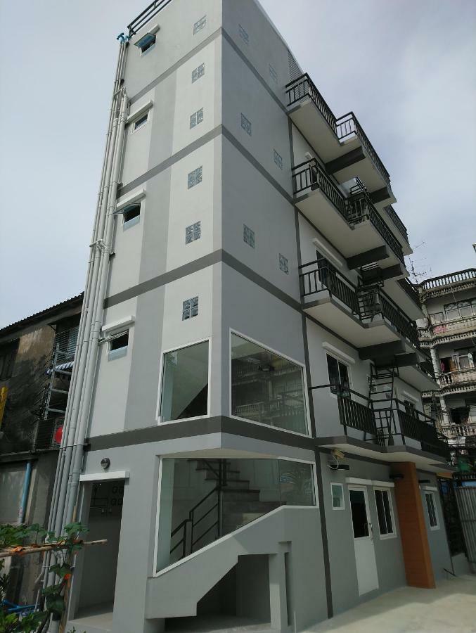 808 Bangkok Apartment Екстериор снимка