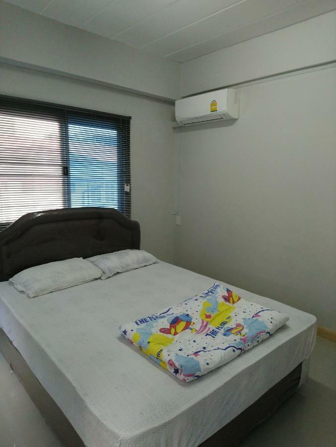 808 Bangkok Apartment Екстериор снимка
